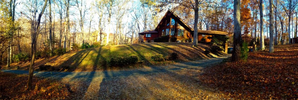 Noyes Estates home exterior